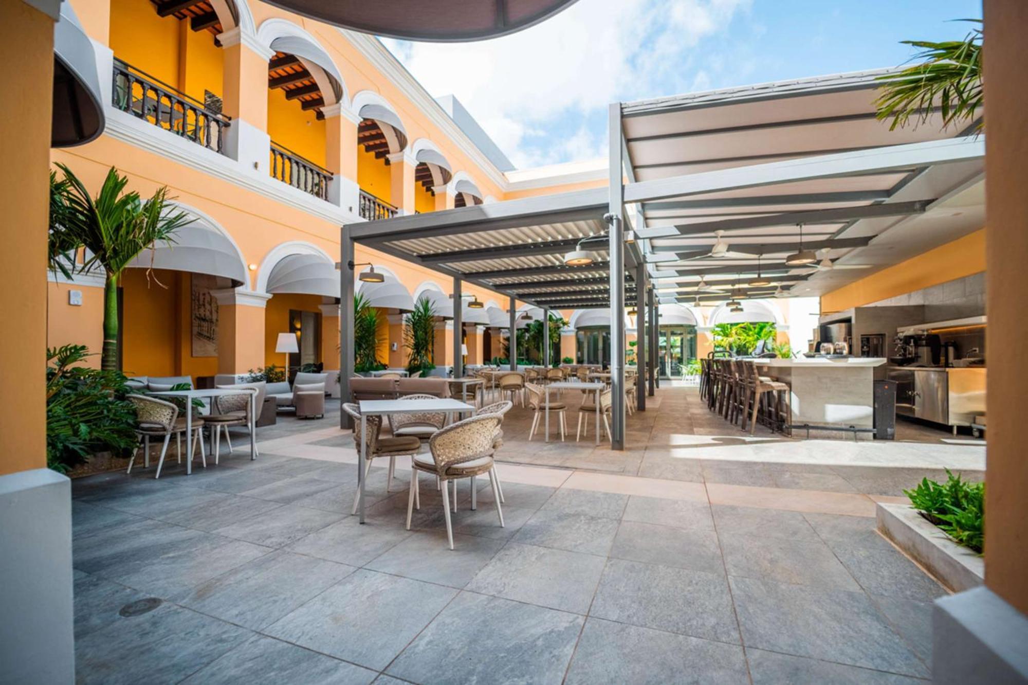 Palacio Provincial San Juan, Adults Only, Curio Collection By Hilton Luaran gambar